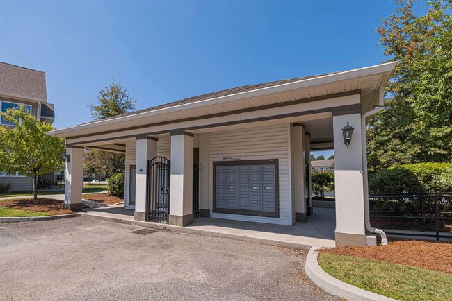 Building Photo - 100 Shellbark Way