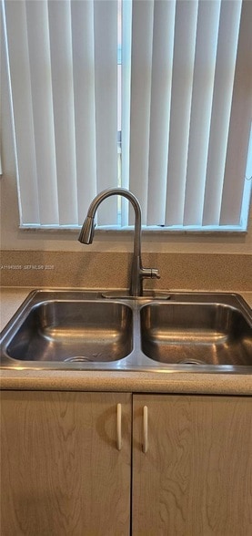 Building Photo - 2160 NE 37th Rd