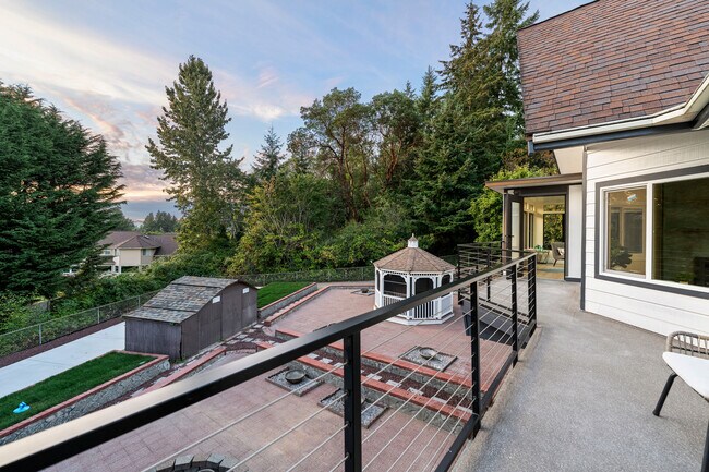 Building Photo - 130 SW 194th St