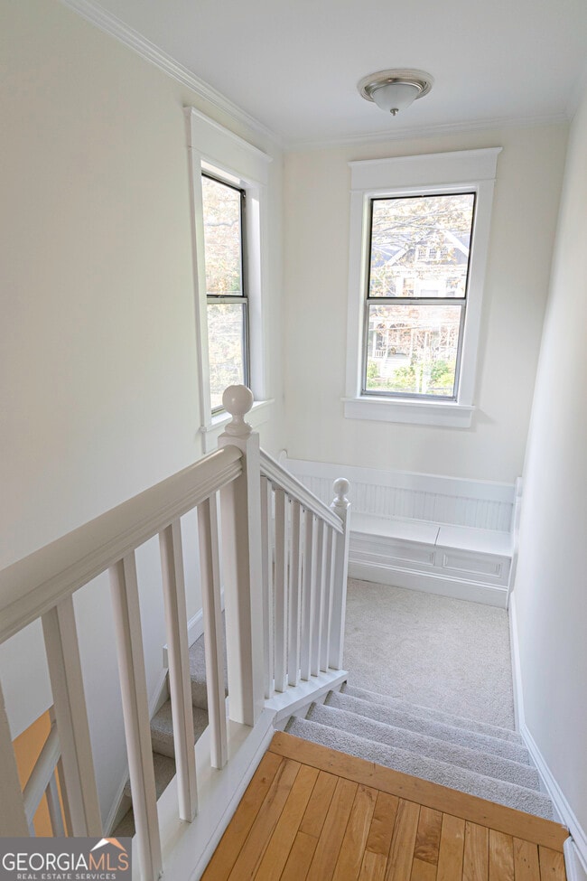 Building Photo - 815 Edgewood Ave NE