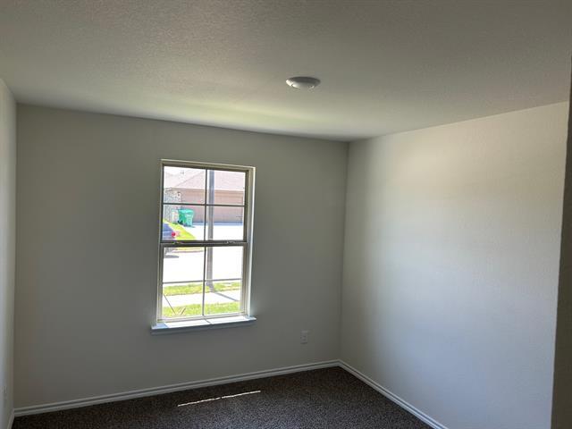 Building Photo - 2811 Jasmine Dr