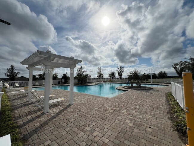 Building Photo - 4130 Lazy Breeze Ln