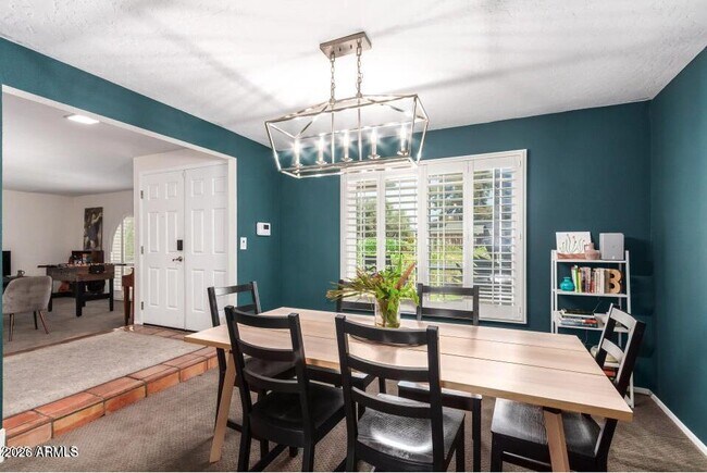 Building Photo - 4825 E Andora Dr
