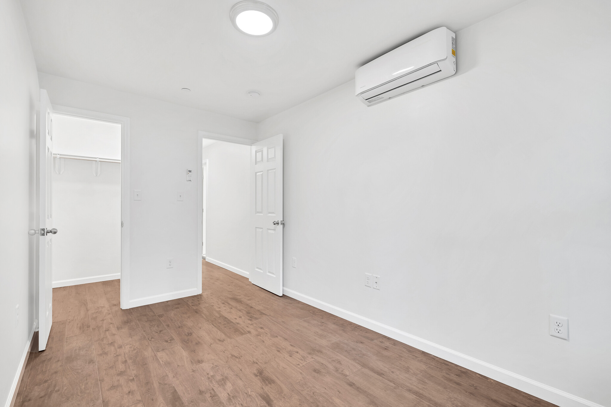 Bedroom, view towards hallway - 5333 42nd St NW