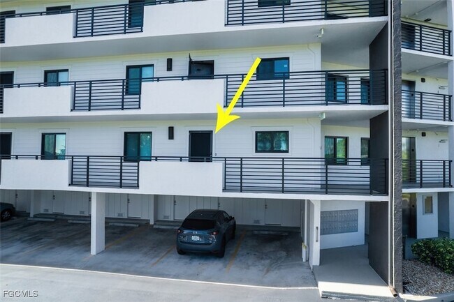 Building Photo - 226 3rd St W