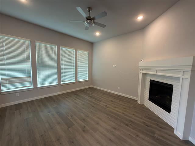 Building Photo - 3102 Bunting Dr