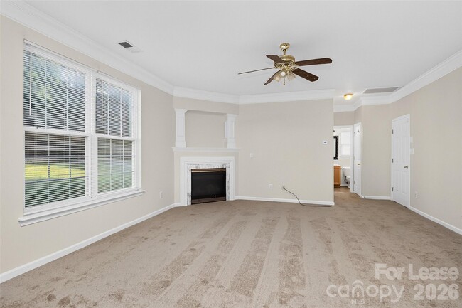 Building Photo - 3003 Moonstone Ln