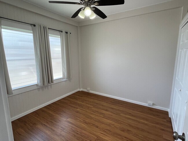 Building Photo - Honolulu/Kamehameha Heights - single famil...