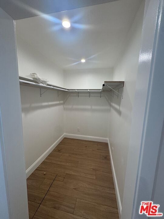 Building Photo - 6542 Zelzah Ave