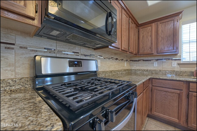 Building Photo - 6209 Cosecha Luna Cir