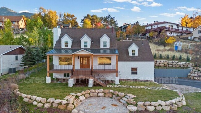 Building Photo - 2460 Dimple Dell Rd