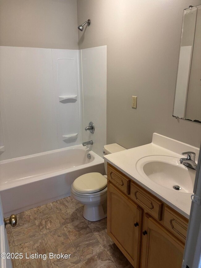 Building Photo - 212 N 37th St