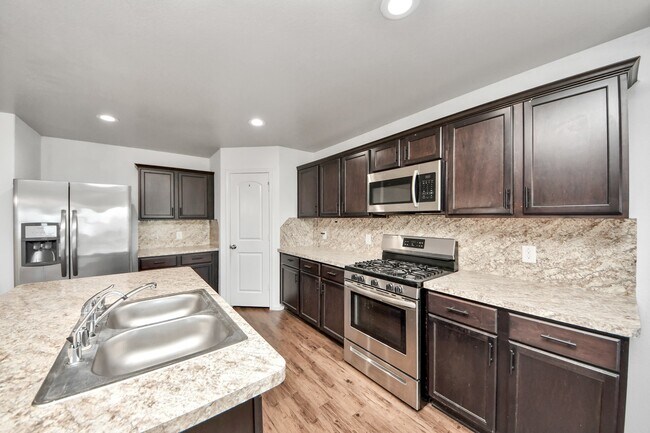 Building Photo - 20939 Wedgewood Chase Wy