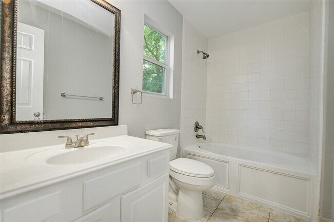 Building Photo - 12409 Urban Dale Ct
