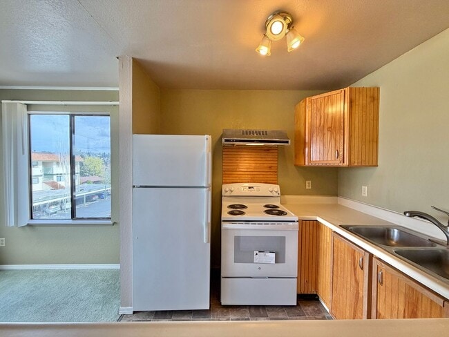 Building Photo - Affordable 2bed/2bath Condo Close to Everything