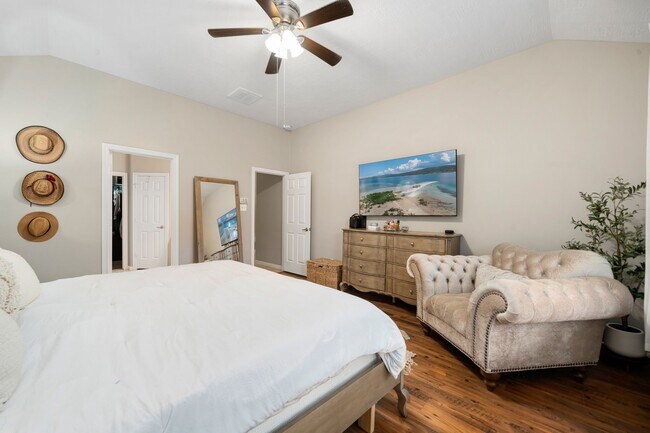 Building Photo - 24647 Hampton Lakes Dr