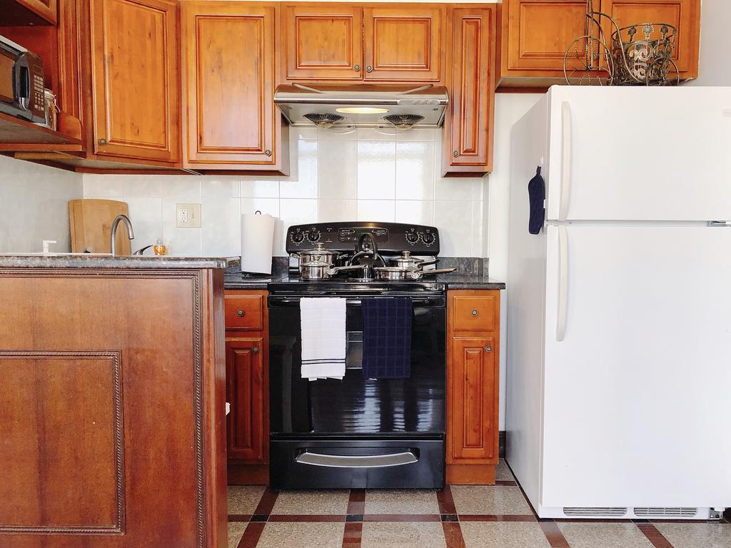 Kitchen - 217 N 11th St