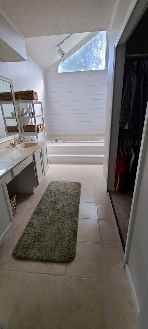 Building Photo - 1578 Fair Oaks Ln