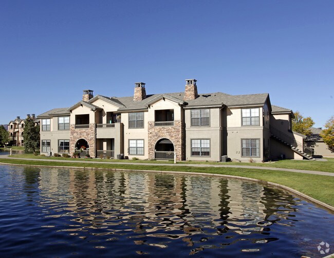 Building Photo - Camden Lakeway