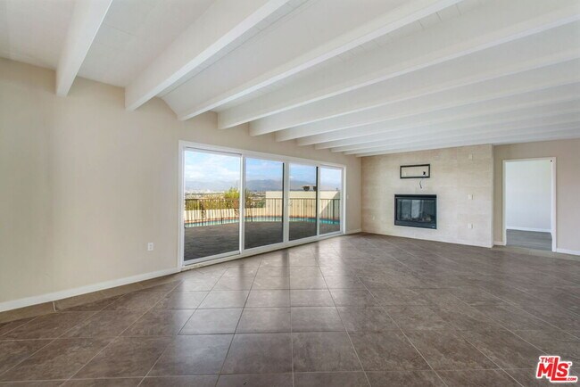 Building Photo - 4151 Don Mariano Dr