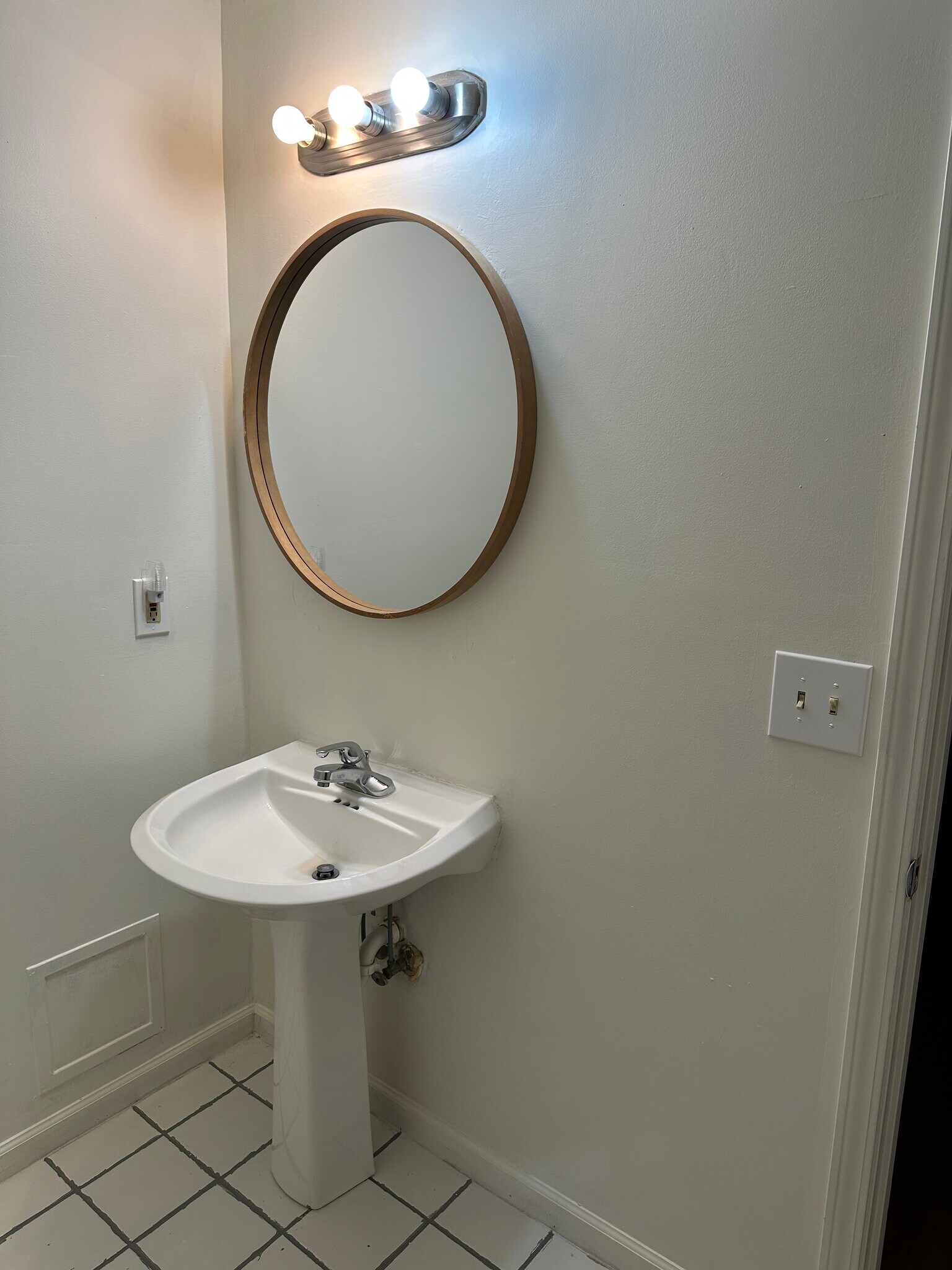 Primary bedroom BR - 1701 Riverchase Cir NE