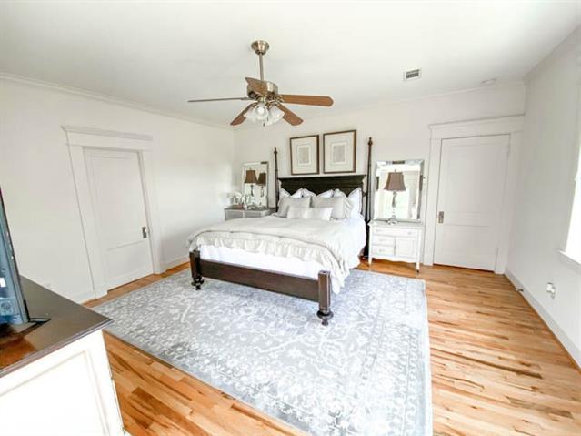 Building Photo - 581 Country Club Rd