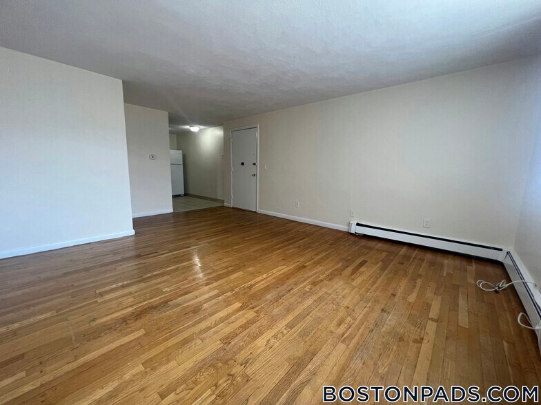 Building Photo - 88 Gardner St