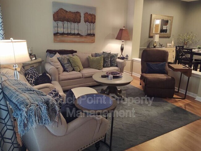 Building Photo - 3043 Uxbridge Woods Ct