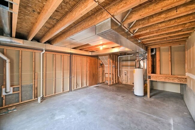 Building Photo - Charming 3 Bedroom Across from Playground & Large Fenced Yard