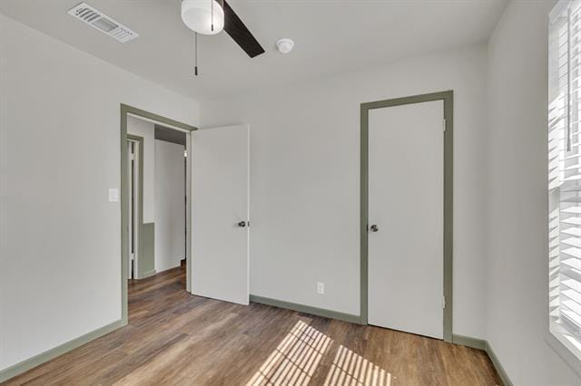 Building Photo - 900 Vaquero St