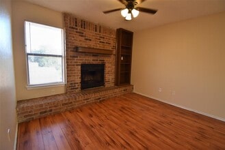 Building Photo - 1806 Rawhide Loop
