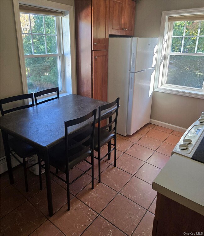 Building Photo - 2097 Saw Mill River Rd