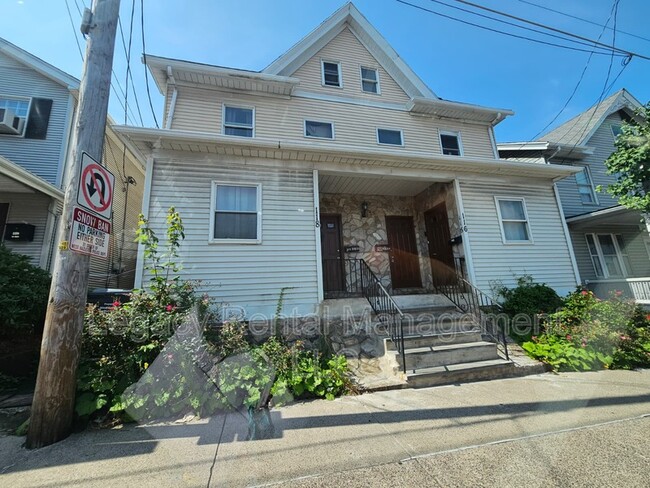 Building Photo - 116 E Broad St