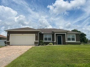 Building Photo - NW Cape Coral Single Family Home