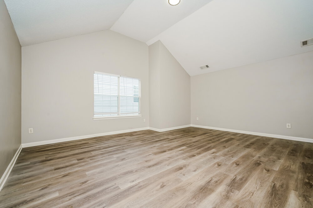 Building Photo - 62 Lake Crossing Ct