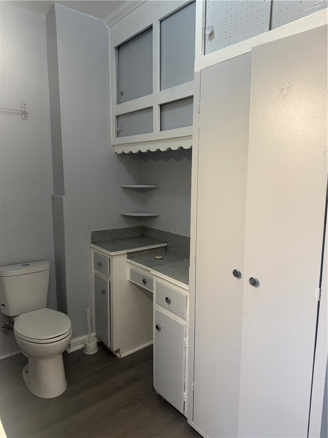 Building Photo - 686 Seward St