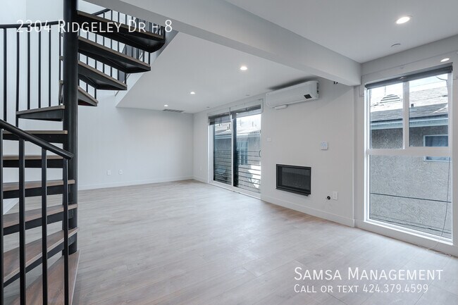 Building Photo - 2304 Ridgeley Dr