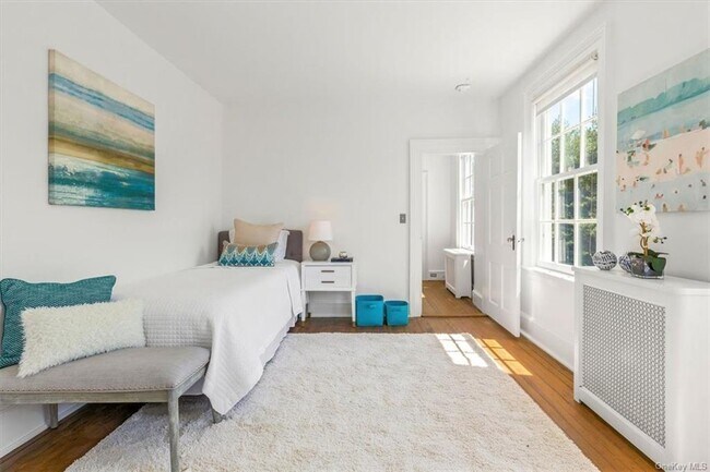 Building Photo - 77 Pleasant Ridge Rd