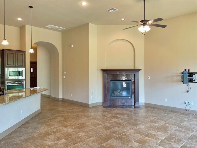 Building Photo - 3021 Portulaca Dr