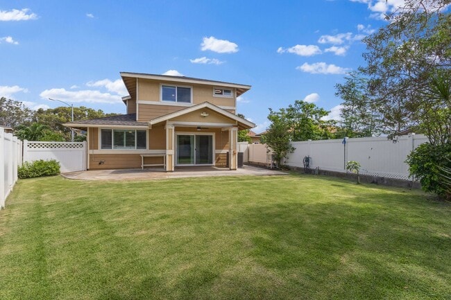 Building Photo - Stunning Ewa Beach 3BR Home with Solar, Huge Fenced Yard & Upgraded Interior