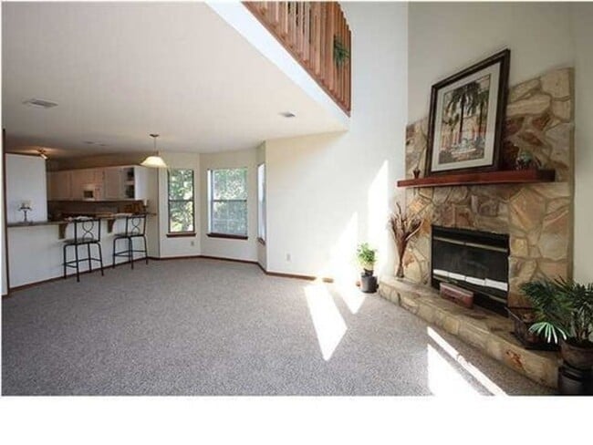 Building Photo - Waterfront Unit in Niceville