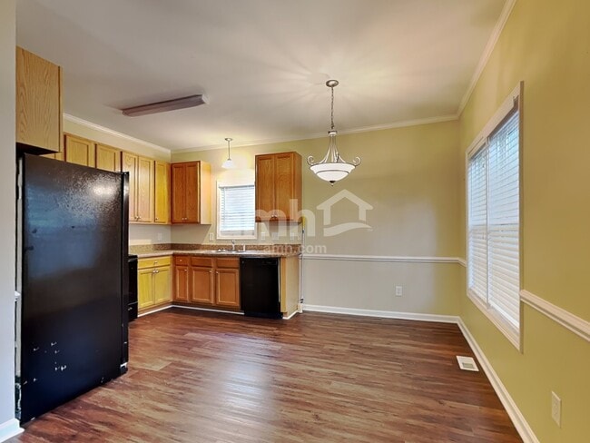 Building Photo - 832 Brookhannah Ct