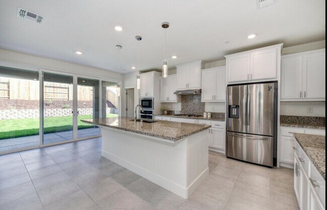 Building Photo - 4656 Streambed Dr