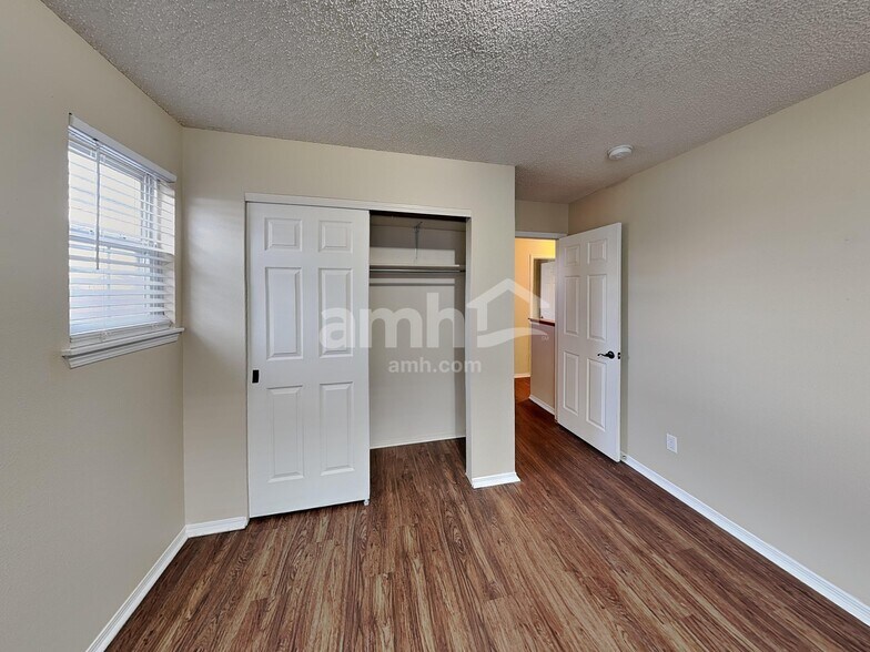 Building Photo - 6616 Monaco Way