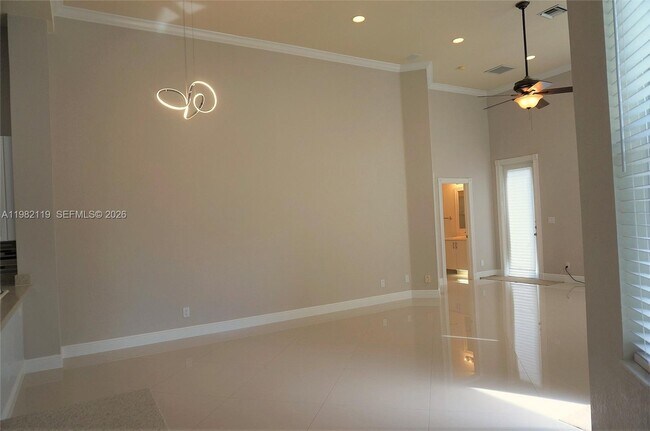 Building Photo - 8006 N Savannah Cir