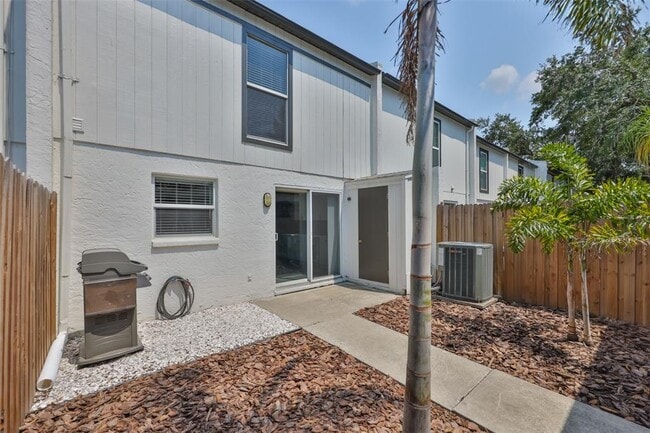 Building Photo - 2011-A S Carolina Ave