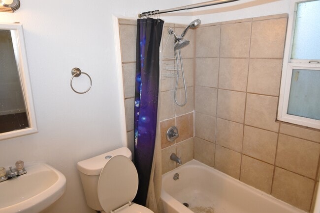 Building Photo - 1133 Valley Manor Ct