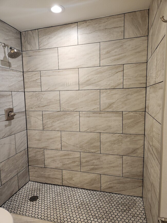 Building Photo - 4687 US-85