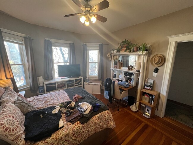 Building Photo - 294 Highland Ave