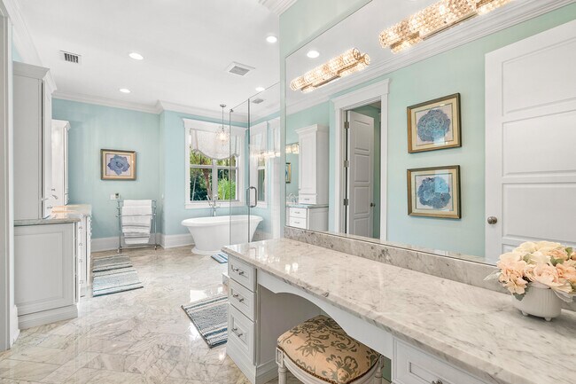 Building Photo - 16356 Bridlewood Cir